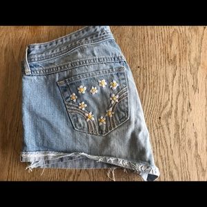Hand embroidered short